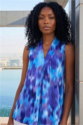 Smudge Print Pleat Front Vest