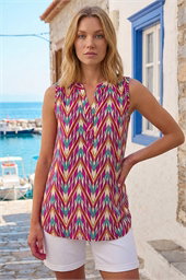 Sleeveless V-Neck Floral Button Detail Top