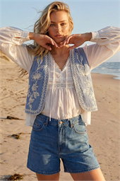 Dusk Floral Embroidered Waistcoat