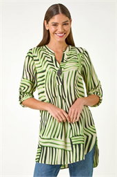 Abstract Linear Print V-Neck Button Top