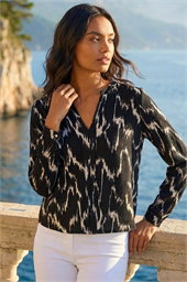Printed Notch Neck Shirt