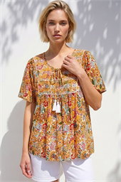 Floral Textured Stitch Tunic Top