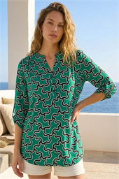 Abstract Print Stretch Shirt