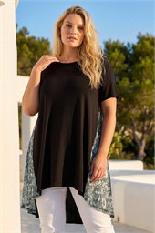 Curve Print Mesh Trim T-Shirt