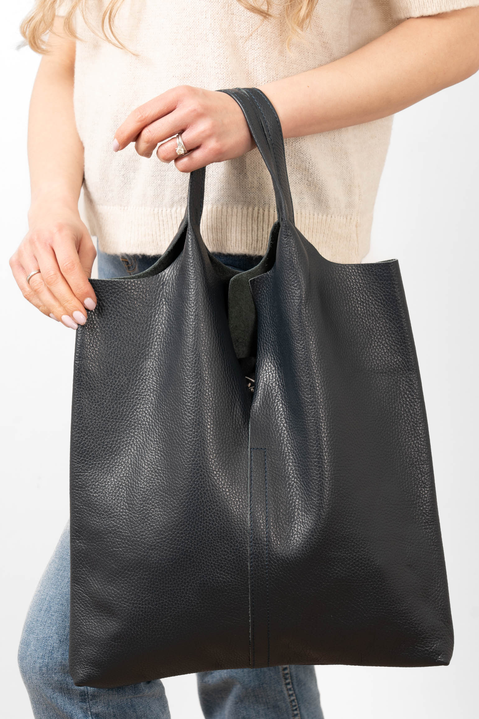 Navy Blue Italian Leather Shoulder Bag, Image 5 of 5