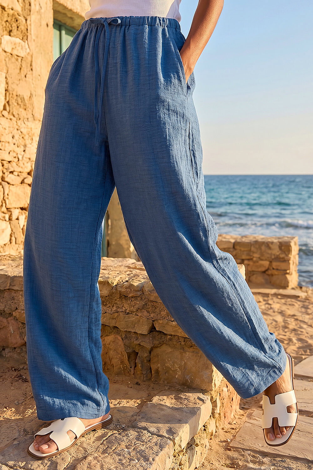 Indigo Petite Pull On Woven Trouser, Image 3 of 4