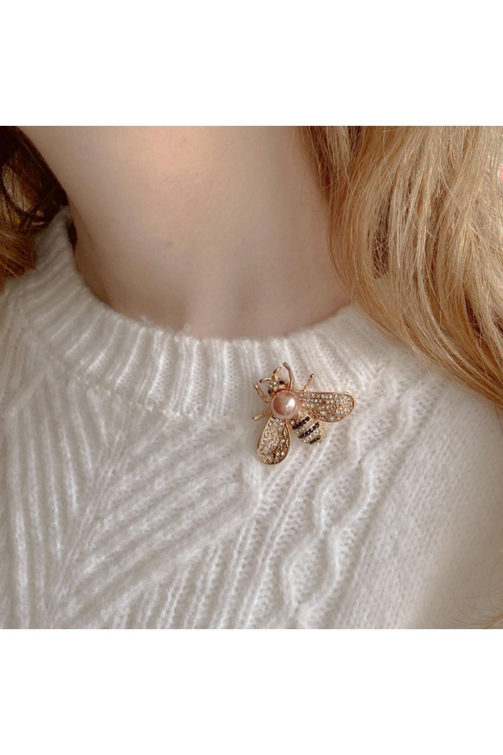 Gold Bee Brooch Pearl Pin Crystal, Image 2 of 4