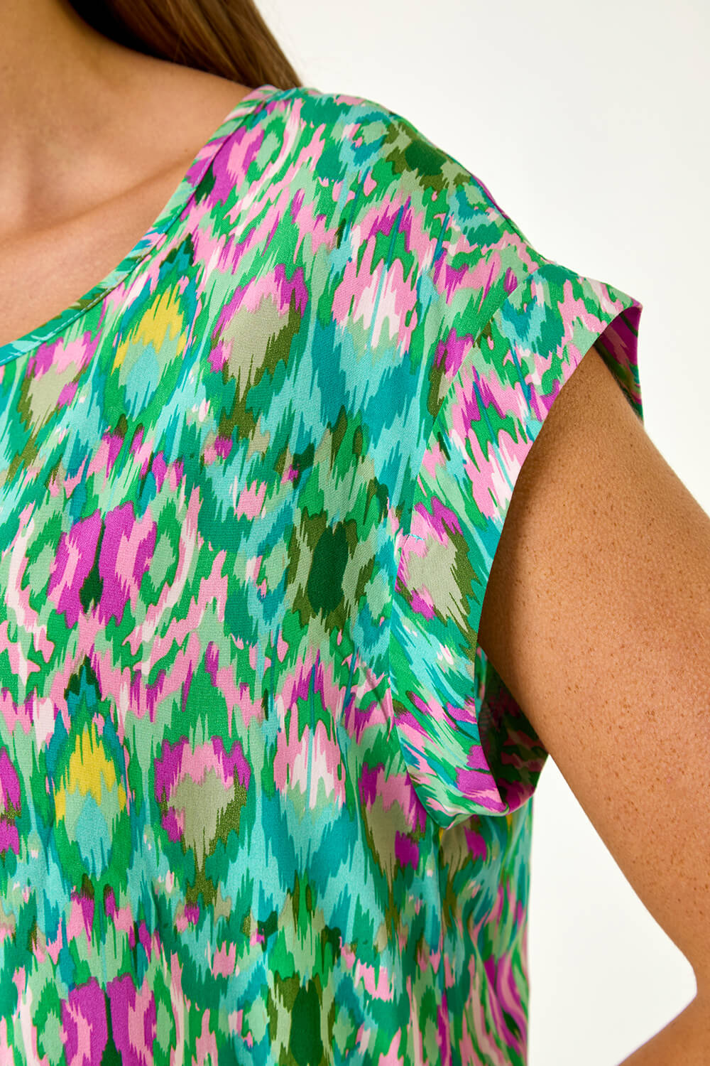 Green Abstract Print Shell Top, Image 6 of 5