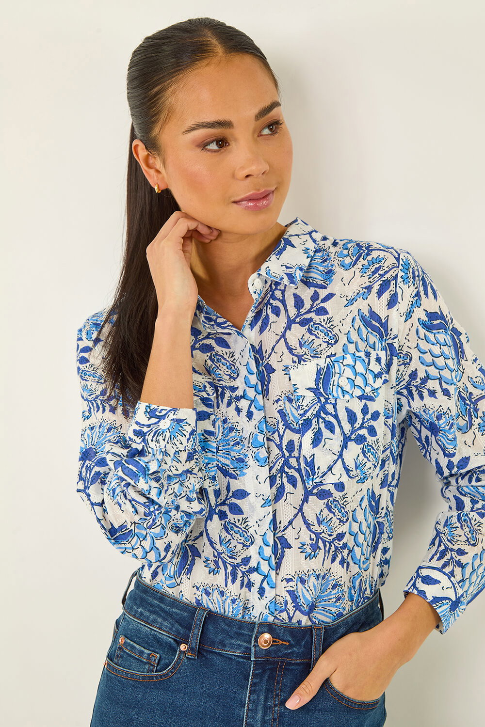 Roman Petite Women's Blue Floral Embroidered Blouse Size 18