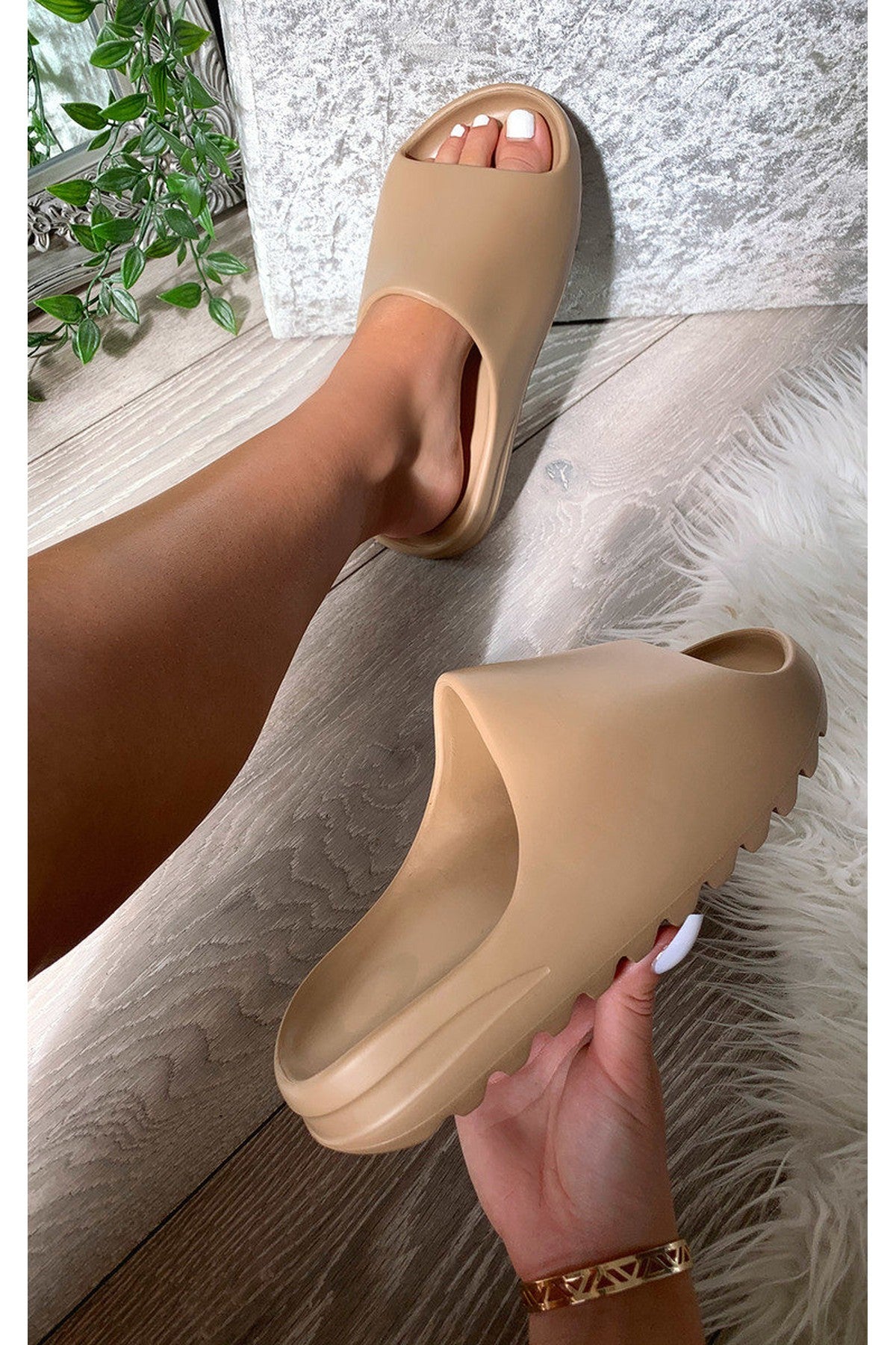 Mocha iKrush Mocha Lou Slip On Sandals, Image 1 of 8