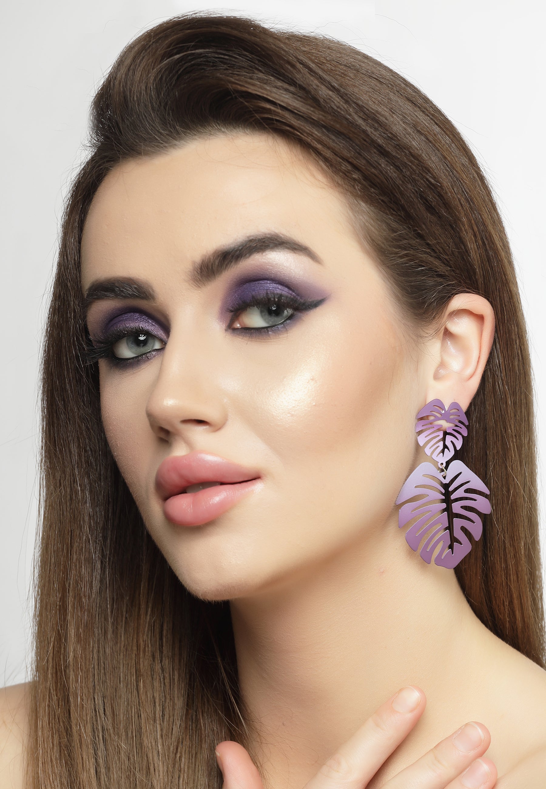 Lilac AVANT-GARDE PARIS Lilac Green Palm Leaf Dangle Earrings, Image 4 of 5