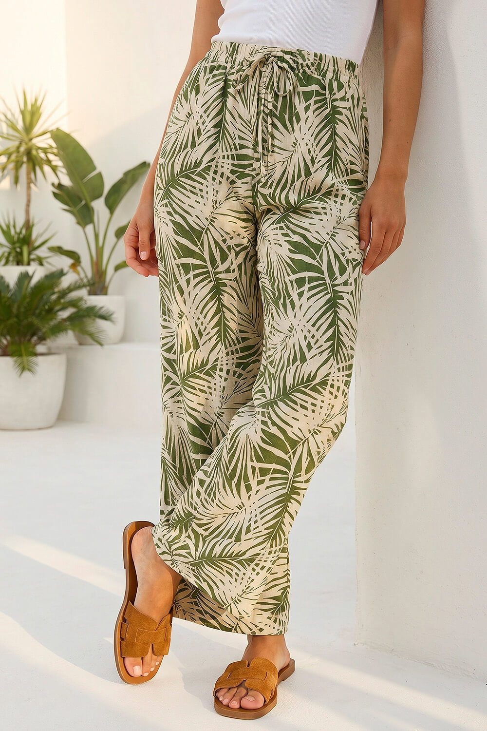 Khaki Petite Leaf Print Wide Leg Trouser, Image 3 of 4