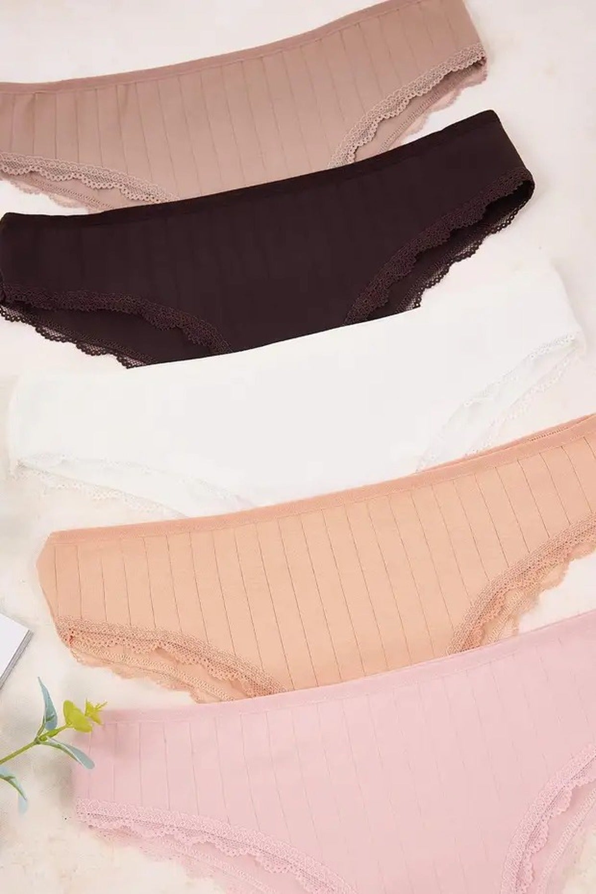 Multi 5 Pack Ribbed Lace Trim Cotton Rich Briefs Set, Image 1 of 2