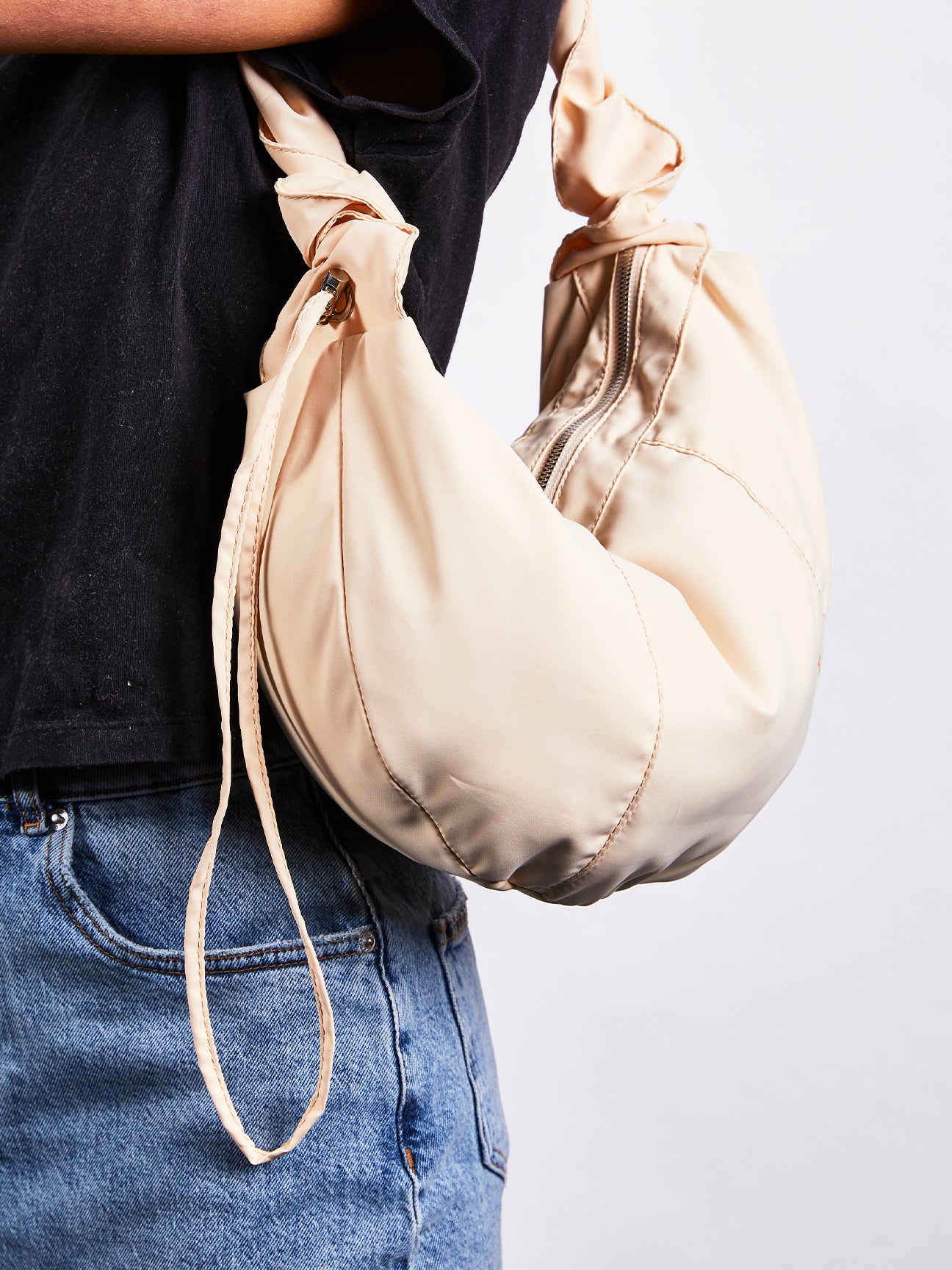 Off White Soft Oversized Scrunchie Strap bag, Image 1 of 6