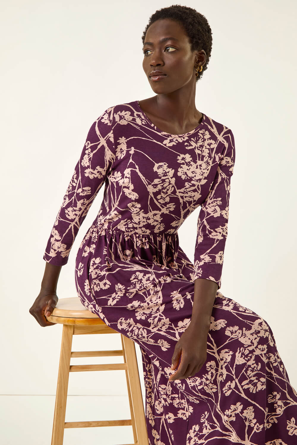 Roman Women's Purple Shadow Floral Stretch Midi Dress Size 18