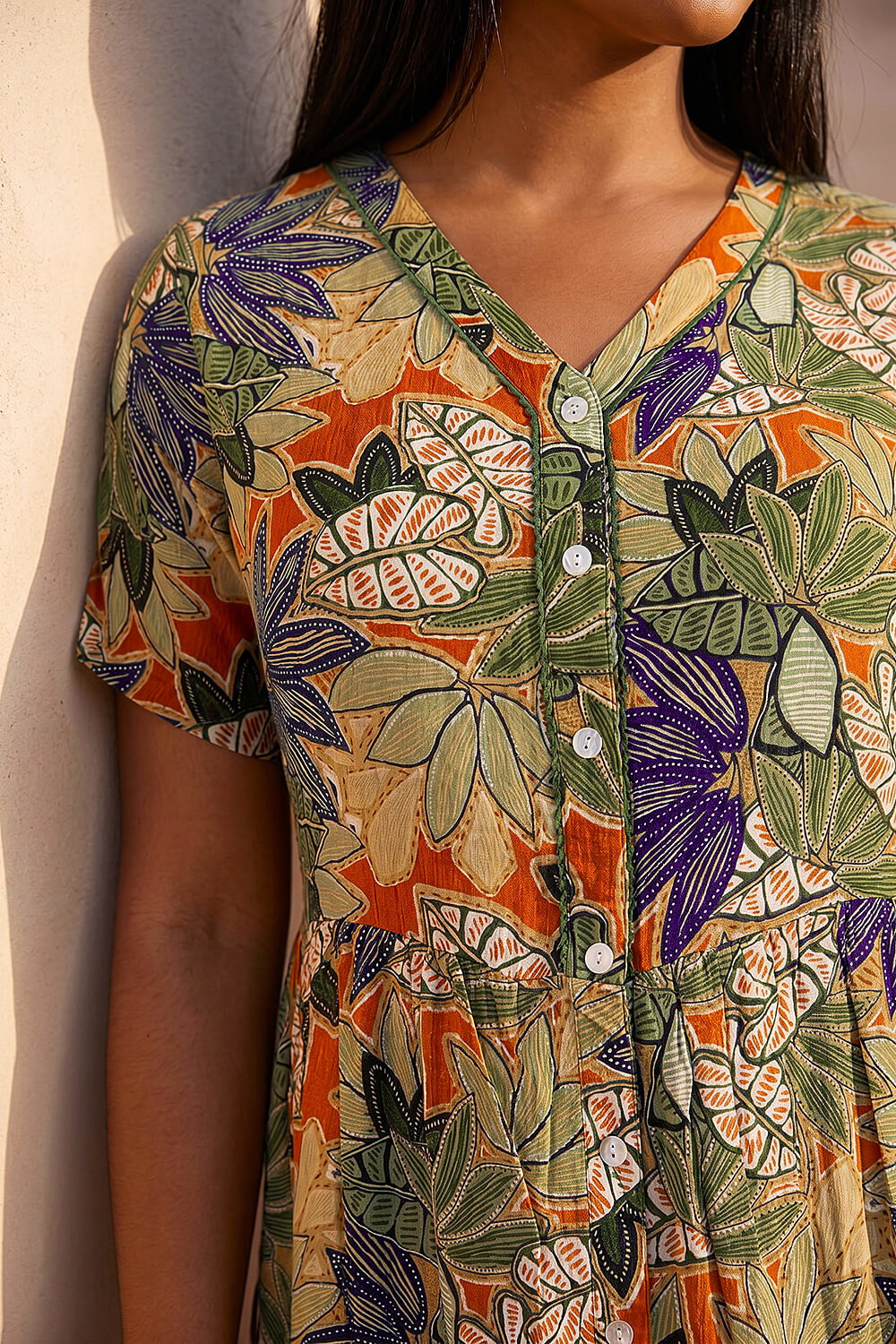 KHAKI Curve Leaf Print Button Maxi Dress, Image 5 of 4