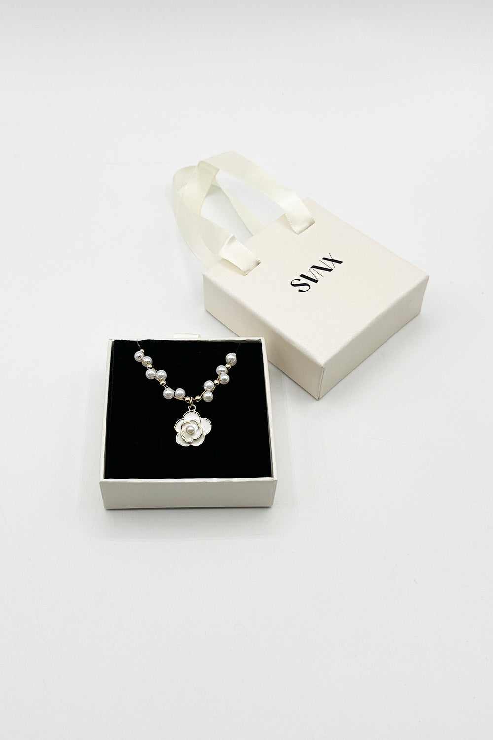 White Pearl Chain Necklace with Camellia Pendant, Image 5 of 6