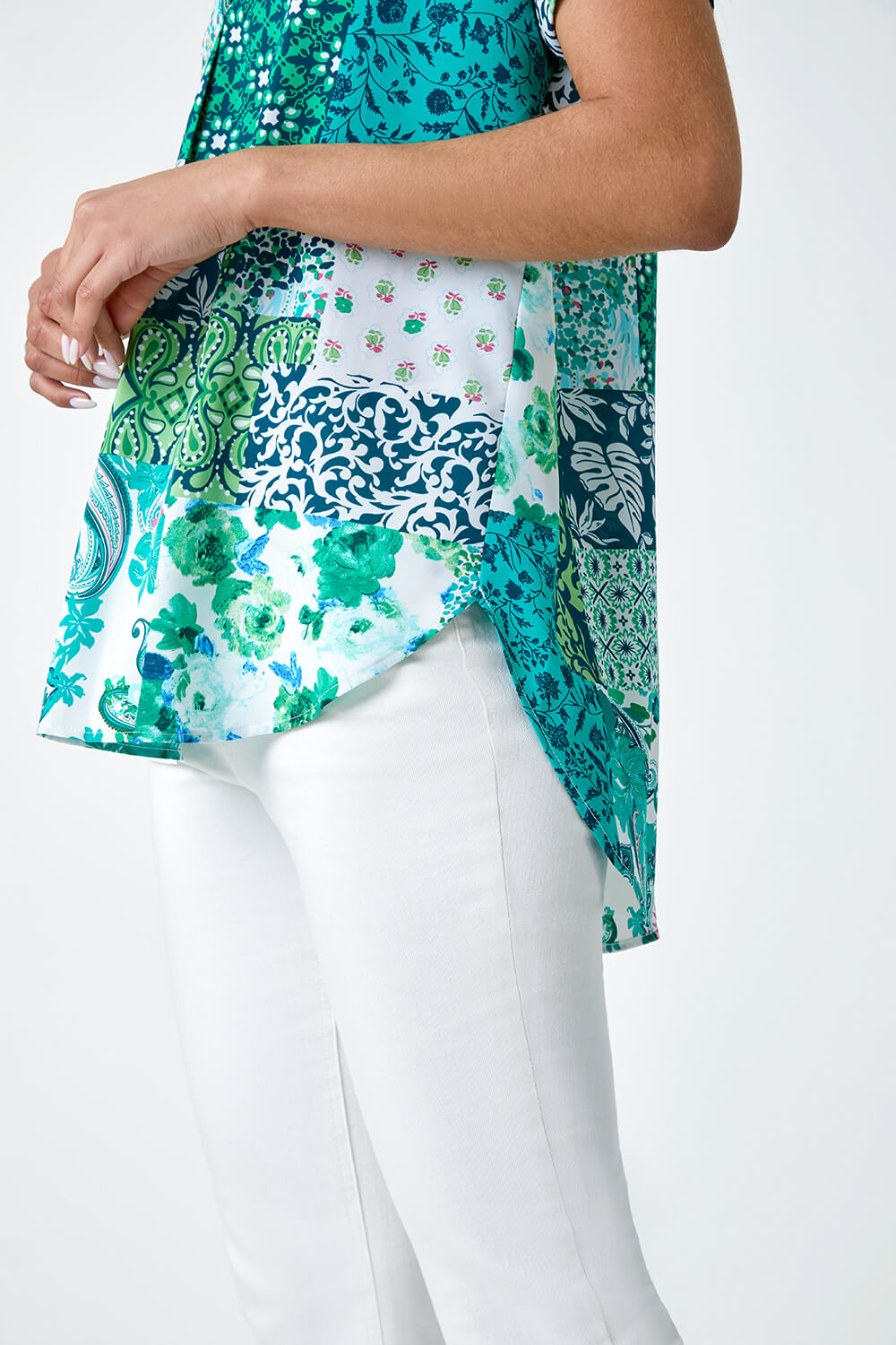 Green Patchwork Print Woven V-Neck Pleat Front Top, Image 6 of 5