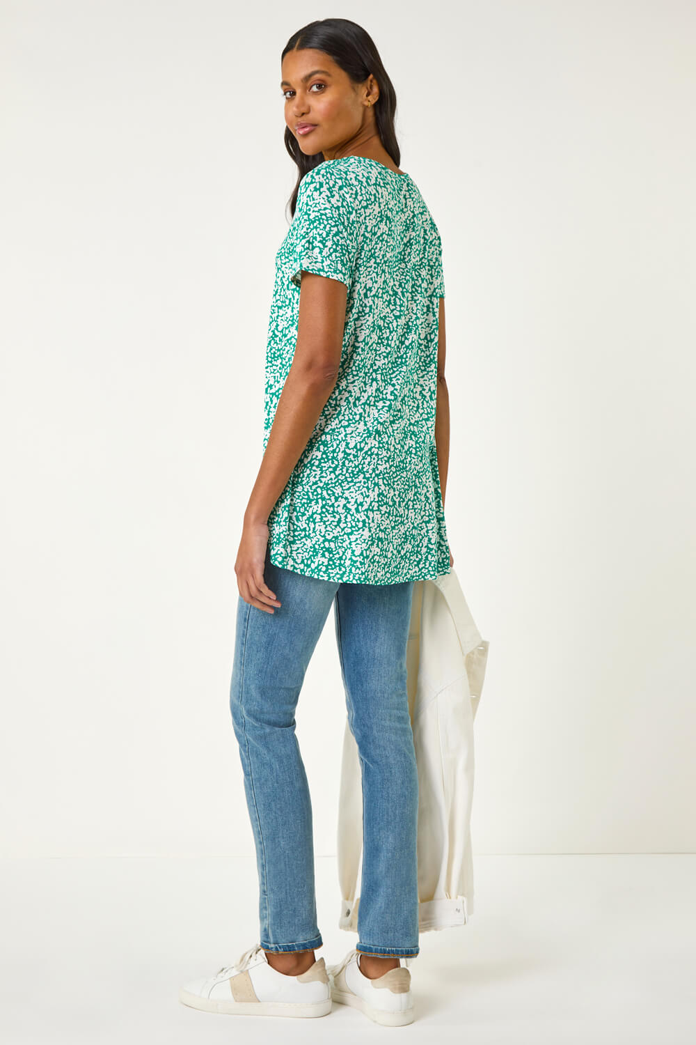 Green Abstract Print Pleat Front Top, Image 4 of 5