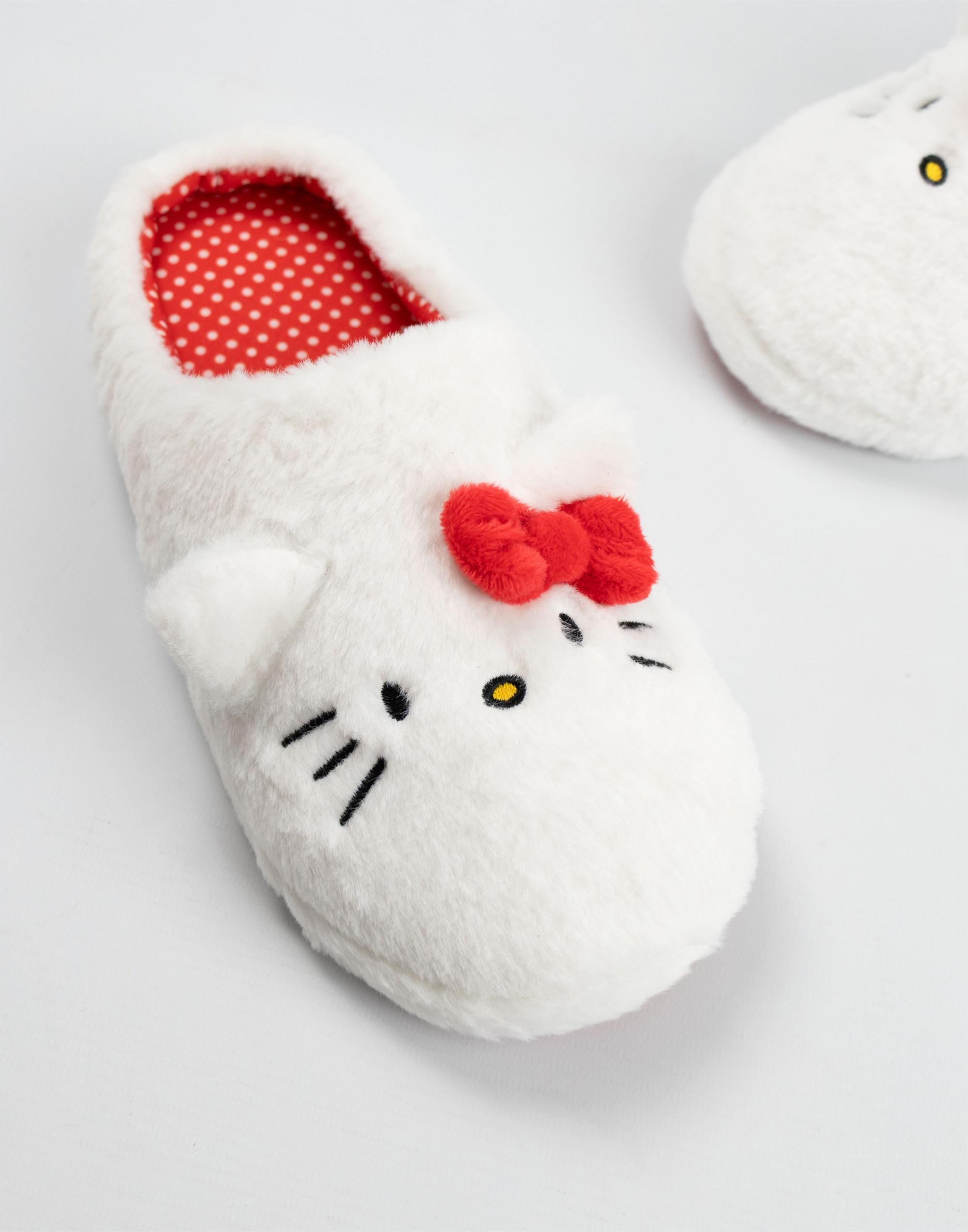 White Hello Kitty Character Face UK Slippers, Image 4 of 6