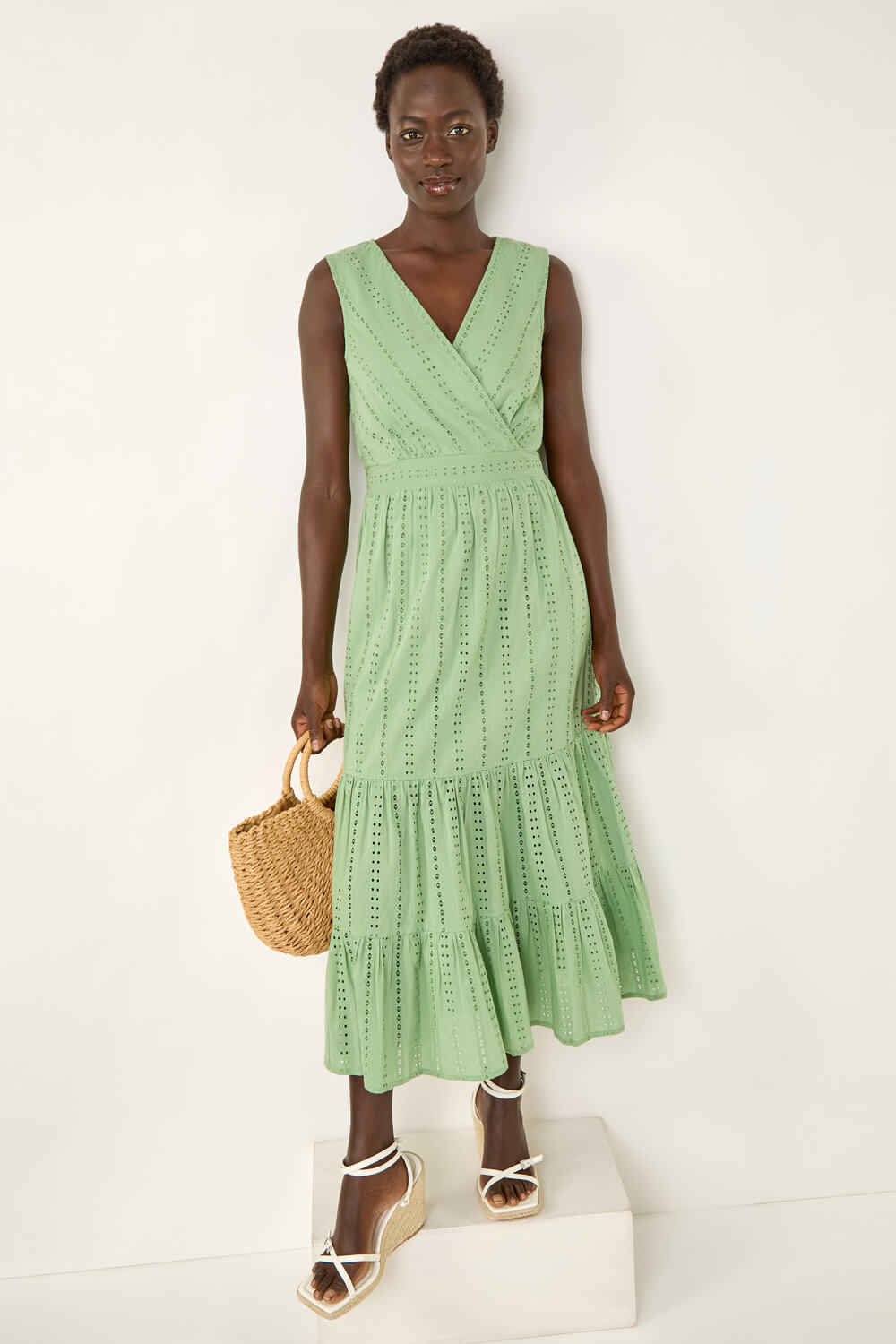 Roman Women's Green Embroidered V-Neck Midi Dress Size 18