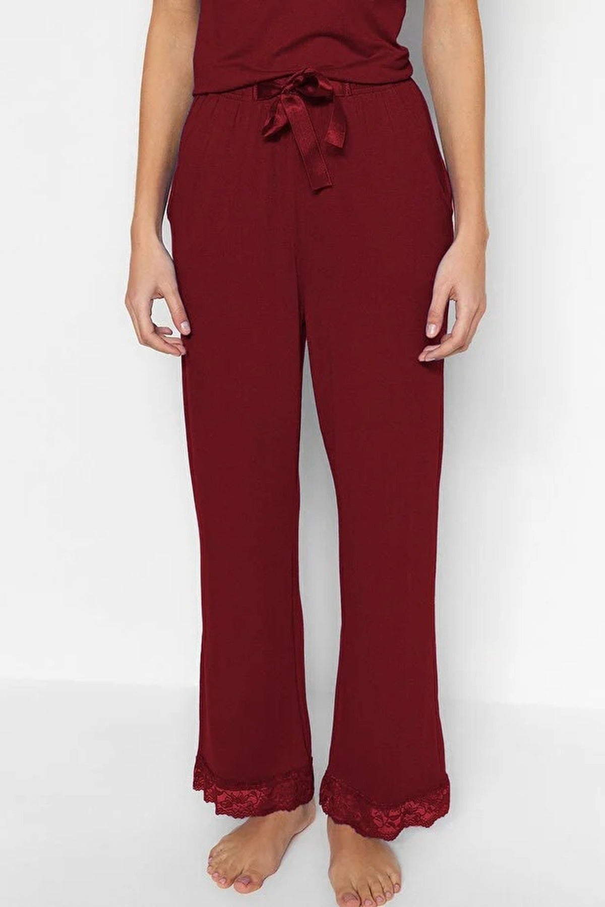 Burgundy WOVCOR Burgundy 2-Piece Lace Trim and Pyjama Set, Image 4 of 5