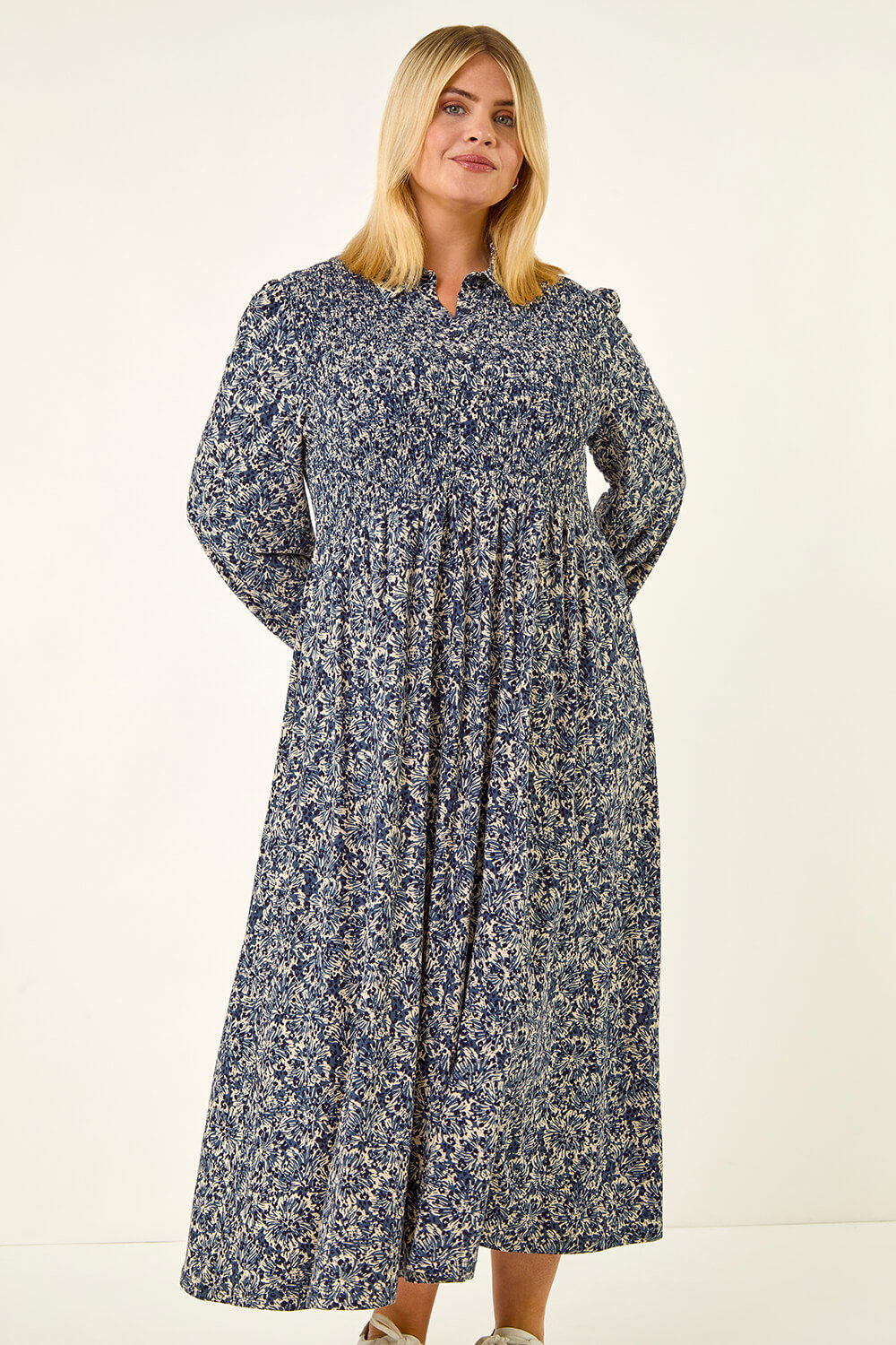 Blue Curve Abstract Print Shirred Midi Dress, Image 5 of 5