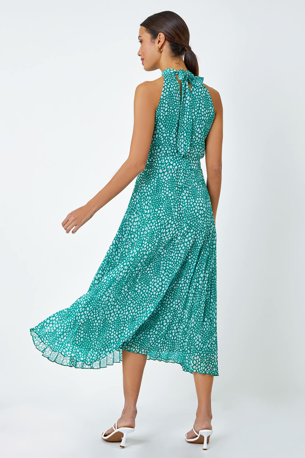 Snuggle Spot Women's Polyster Solid Halter Neck Sleeveless Dress (Green)