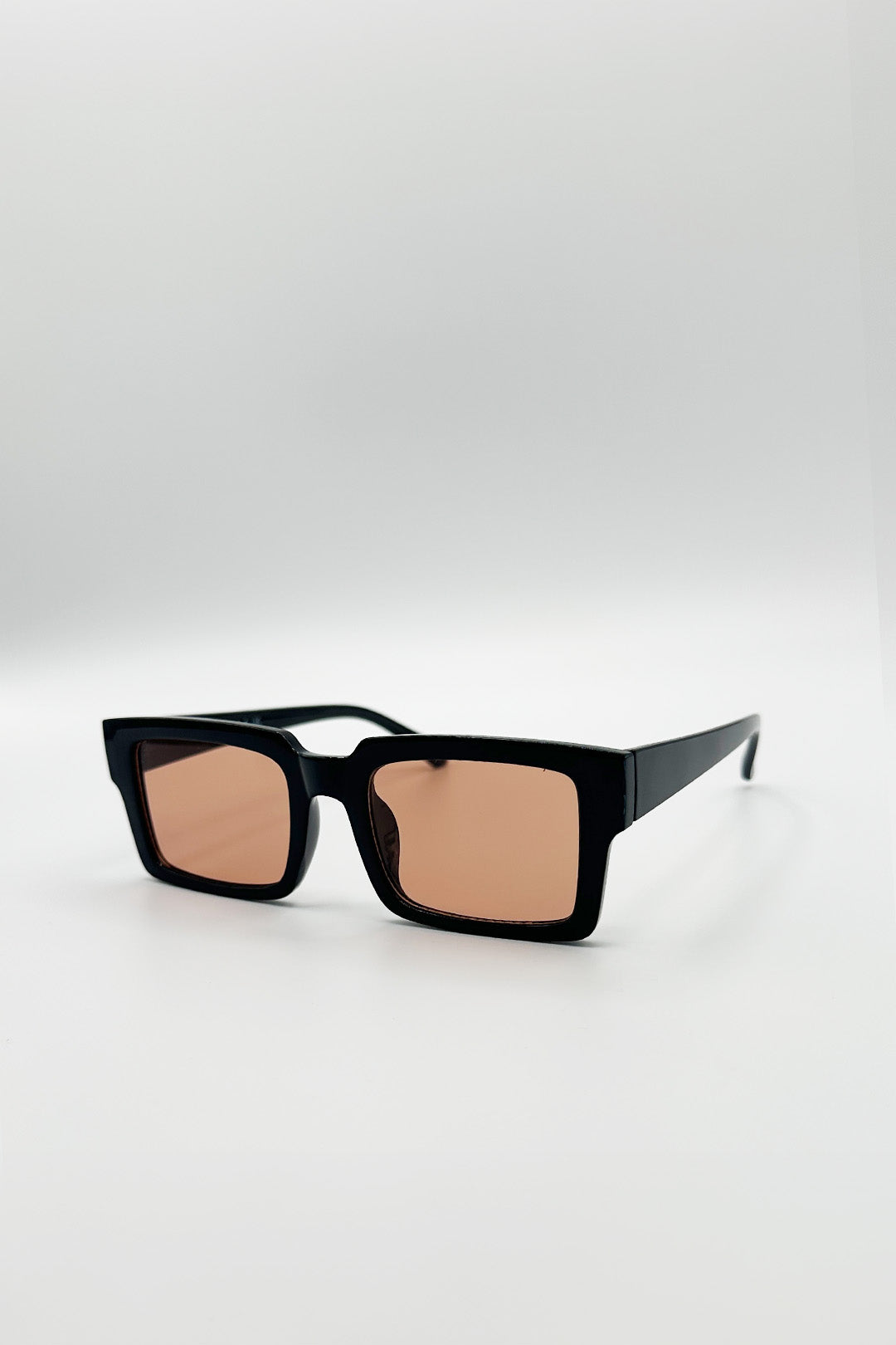 Black Oversized Square Sunglasses In Black, Image 3 of 4