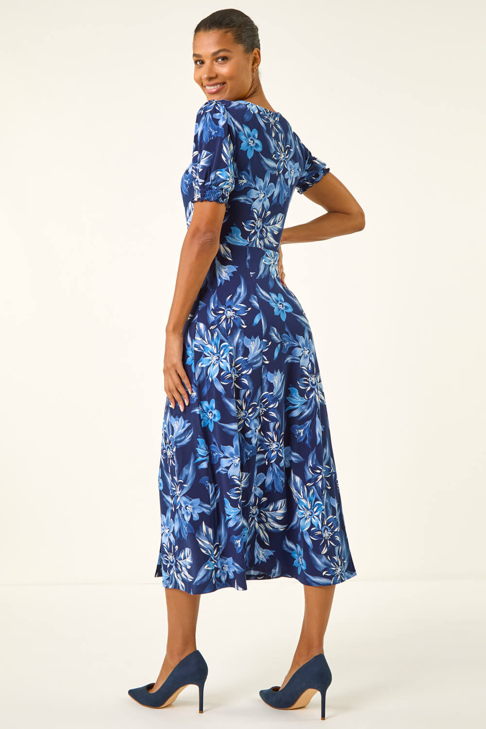 Blue Floral Print Ruched Stretch Midi Dress, Image 4 of 5