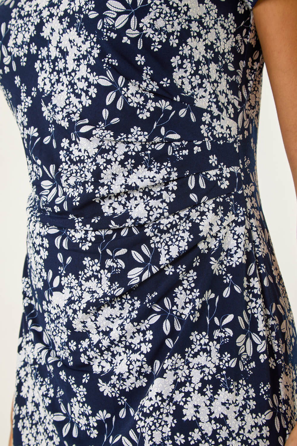 Navy  Floral Print Pleat Detail Shift Dress, Image 6 of 5