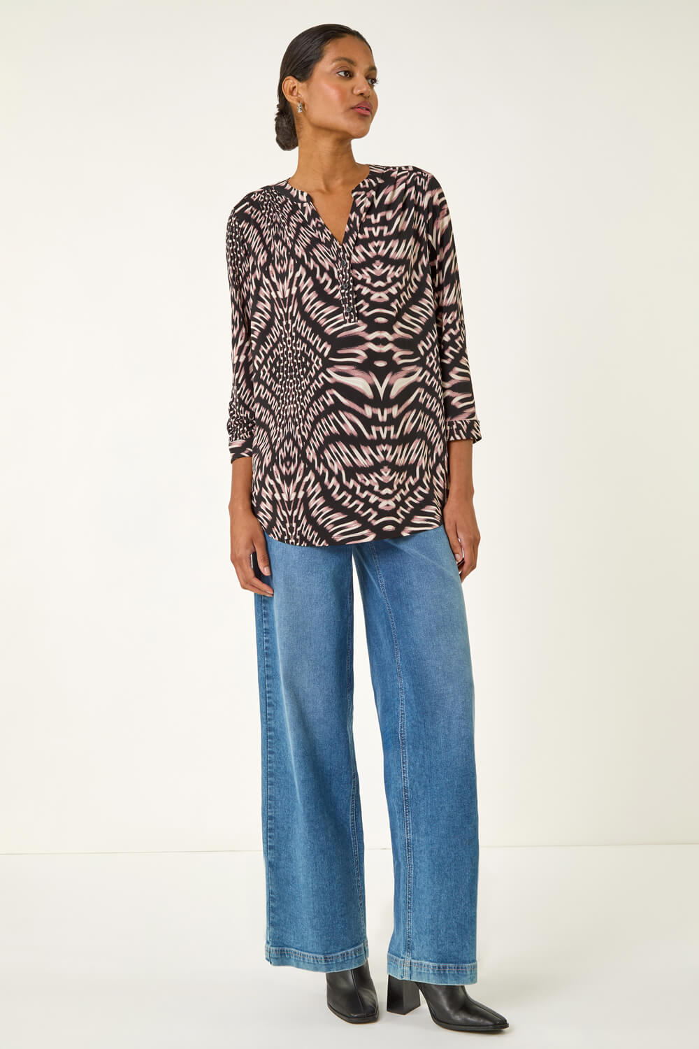 Light Pink Abstract Puff Print Stretch Top, Image 3 of 5