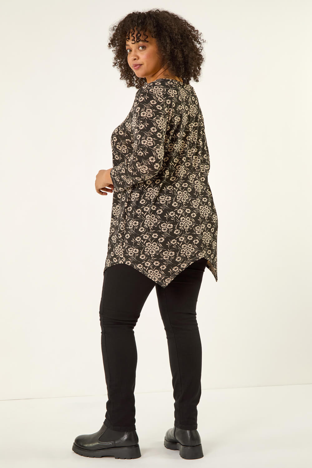 Black Curve Floral V-Neck Stretch Top, Image 4 of 5