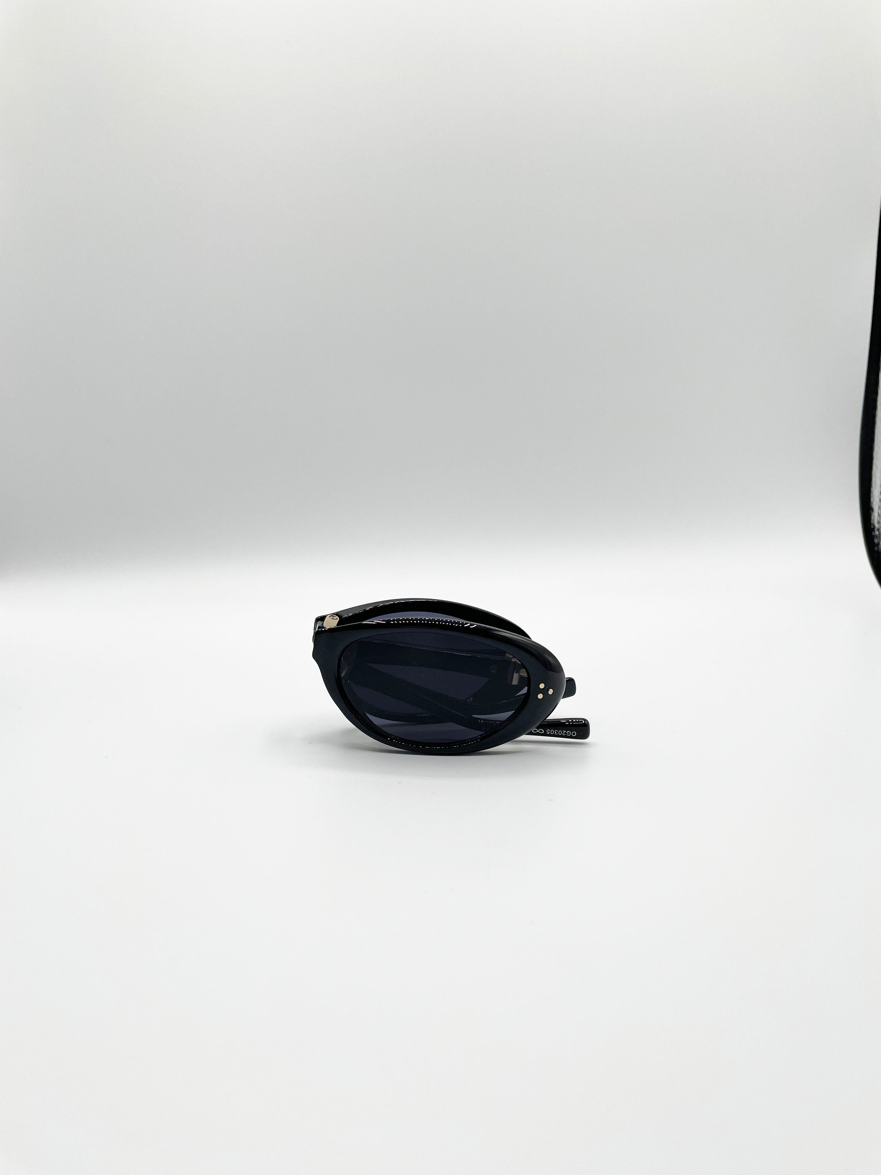Black SVNX Black Oval Foldable Sunglasses, Image 6 of 7