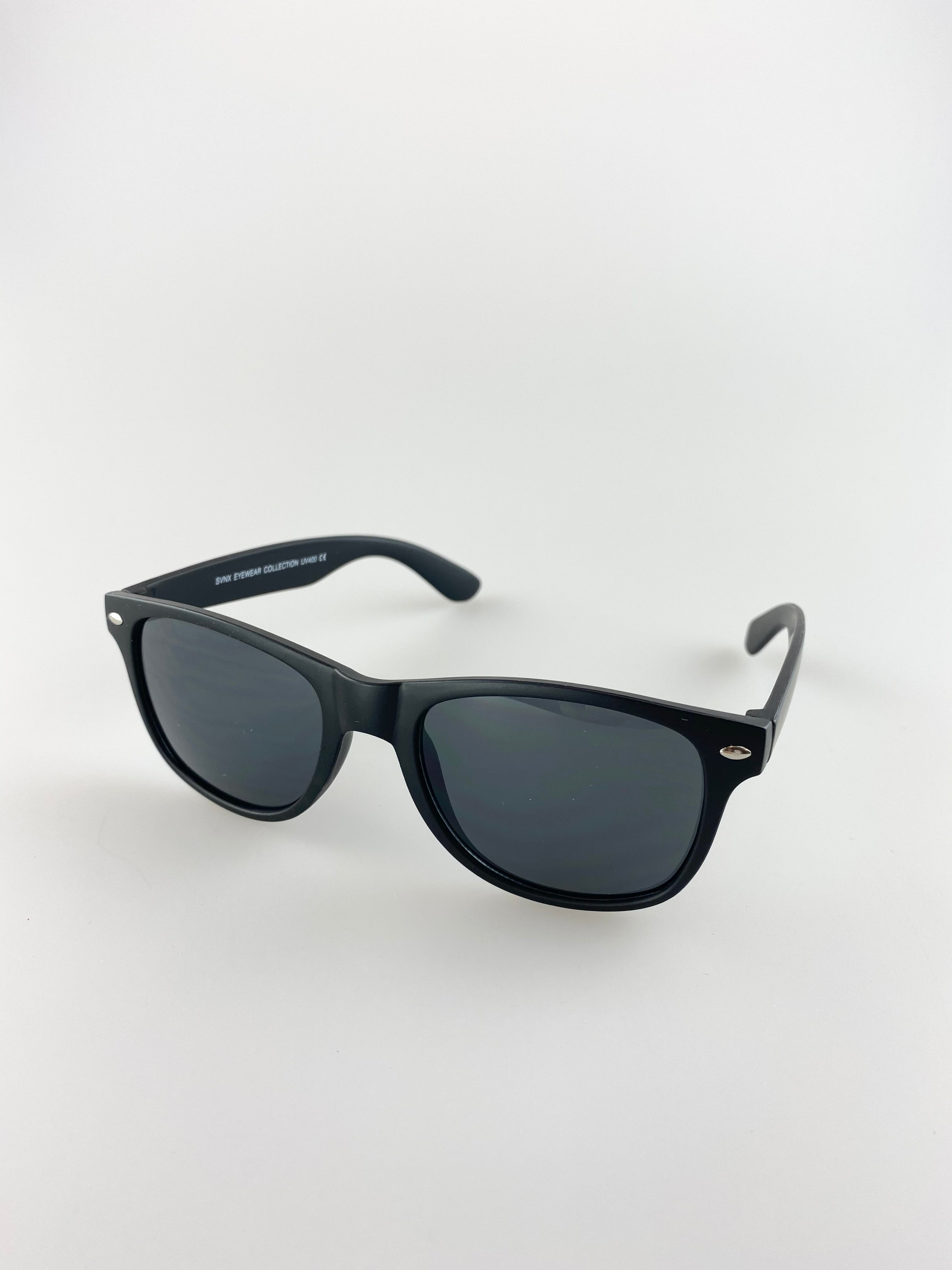 Black Classic Wayfarer Sunglasses With Black Matte Frame, Image 2 of 3