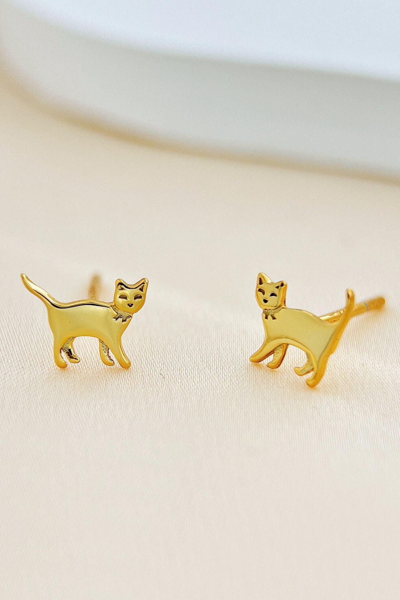 Gold Mia Gioielli Gold Sterling Silver Cat Stud Earrings, Image 1 of 2