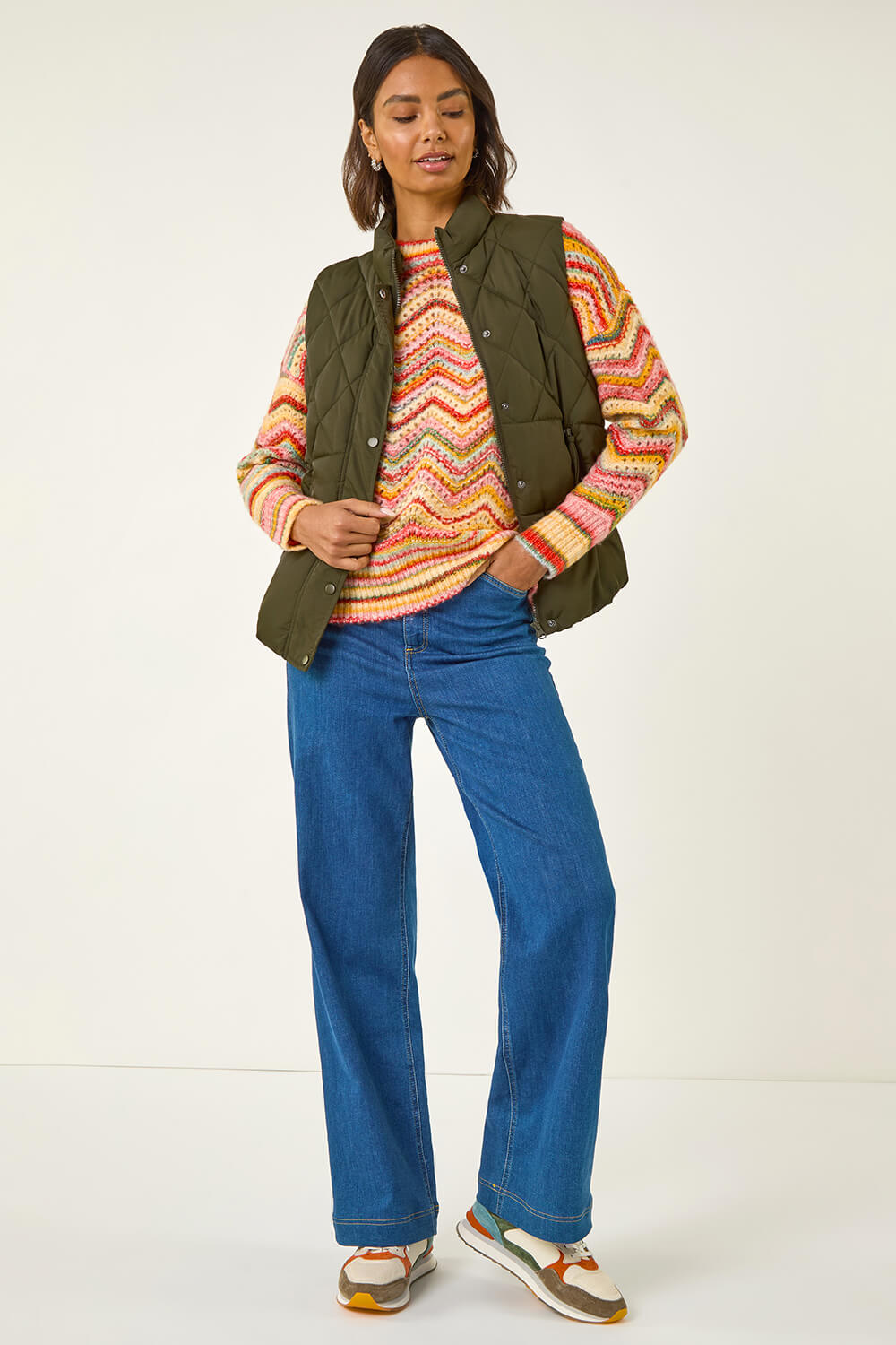 Khaki Diamond Padded Button Gilet , Image 4 of 7