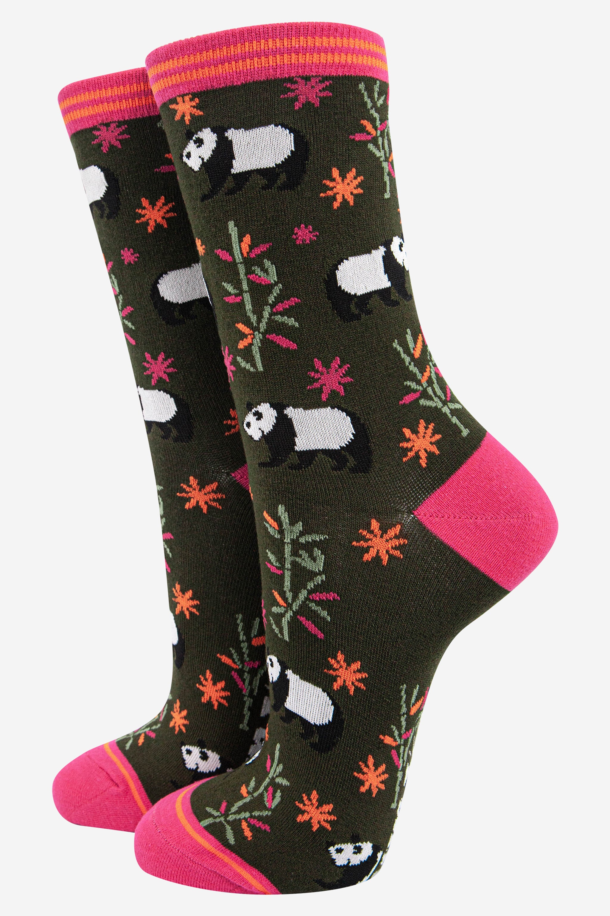 Multi Pandas Parakeets Jungle Animals Bamboo Socks Gift Box, Image 4 of 4