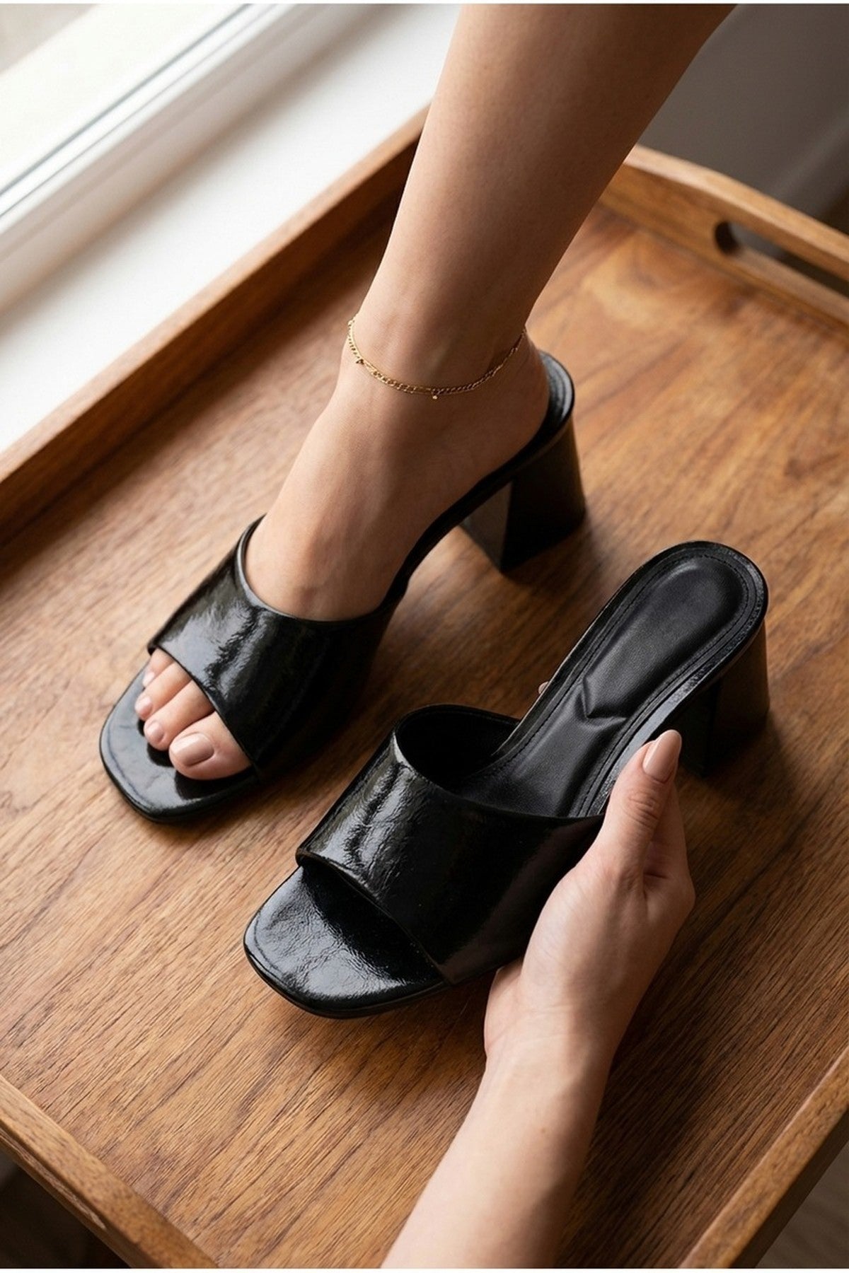 Rosa Womens Square Toe Block Heel Mules, Image 6 of 8