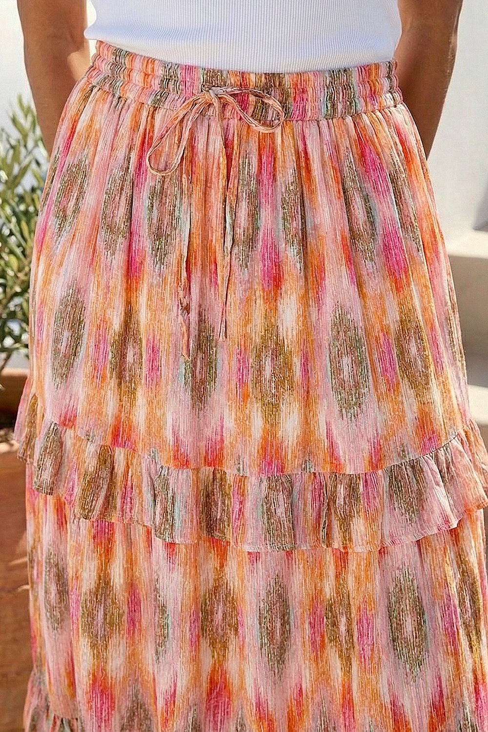 Coral Diamond Contrast Foil Print Skirt, Image 5 of 4