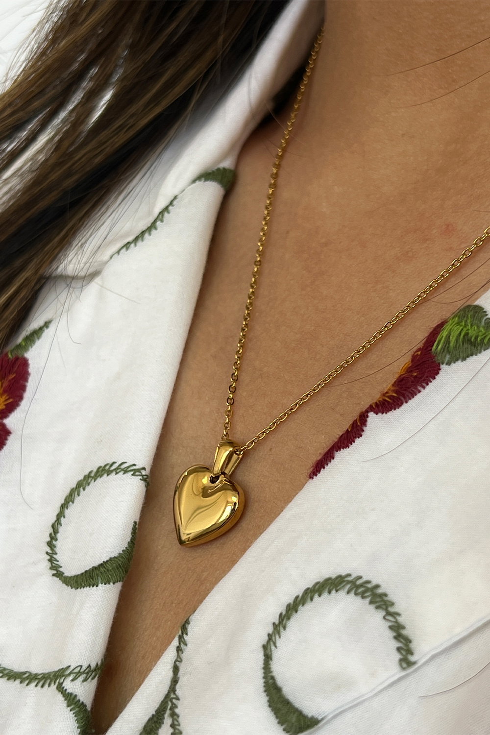 Gold Heart Pendant Necklace in Gold - Gift boxed, Image 4 of 5