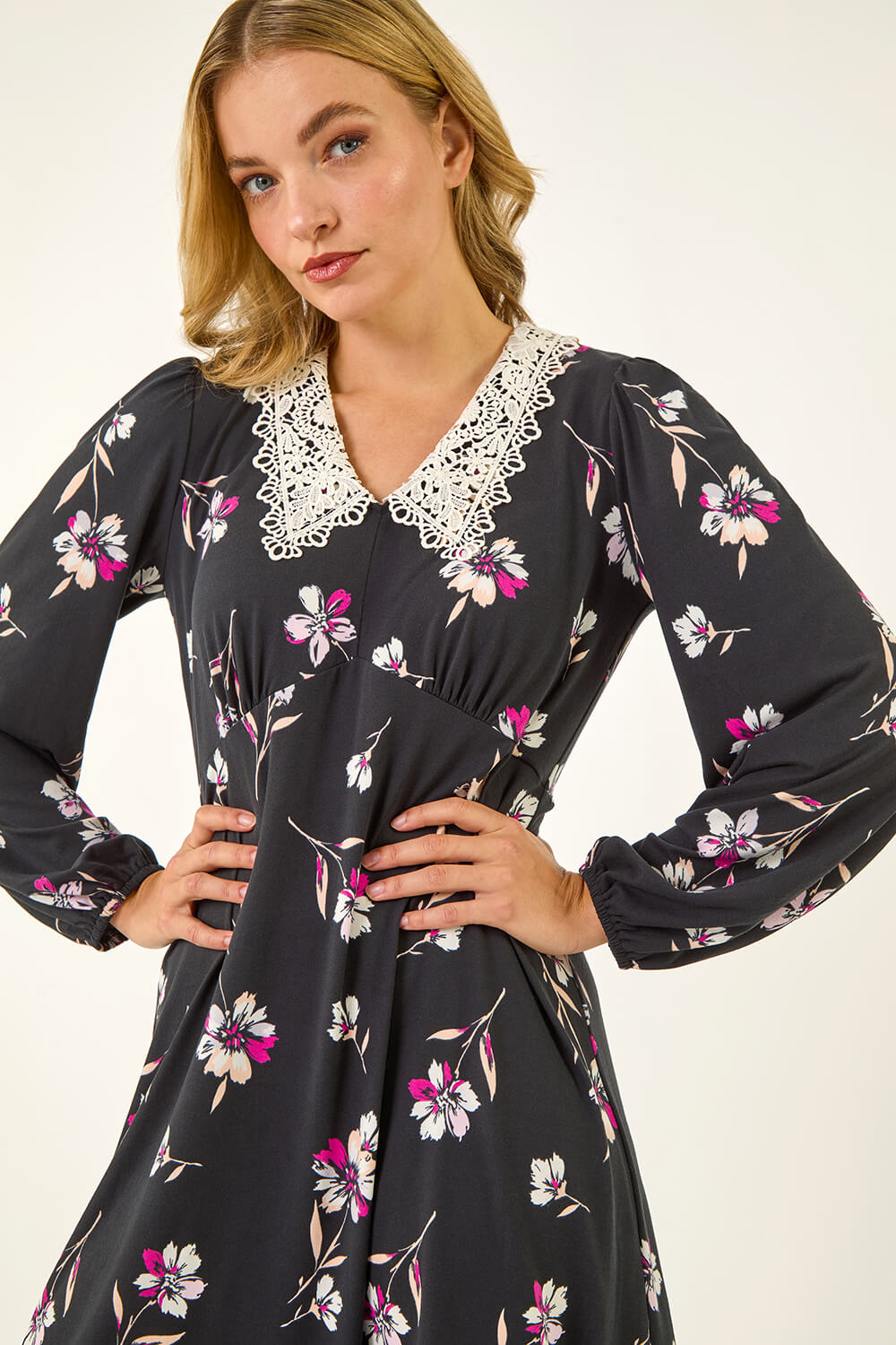 Black Dusk Lace Collar Floral Print Dress, Image 5 of 5