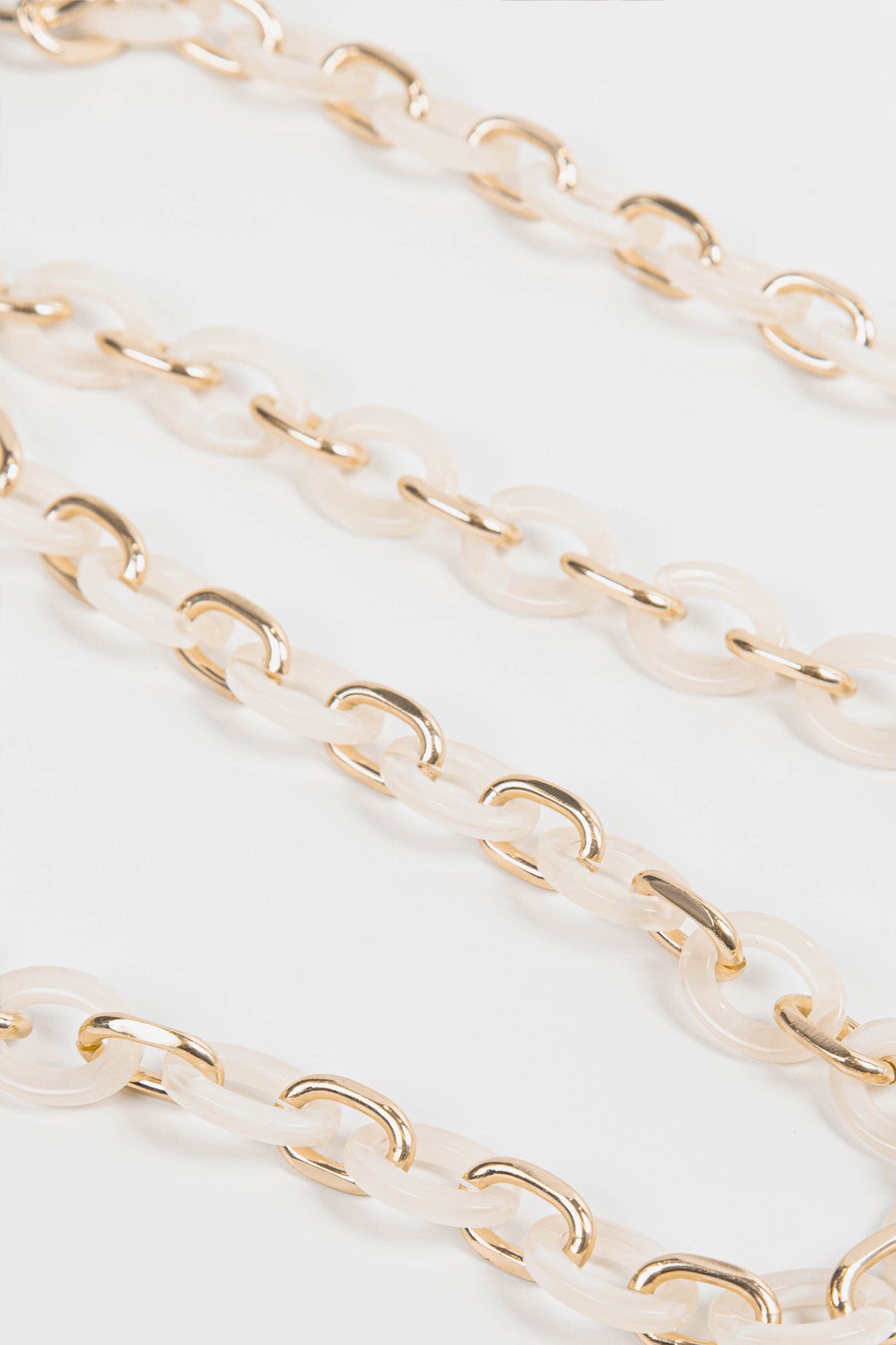 Cream Sarta Cream Marbled Oval Link Acrylic Bag Strap, Image 1 of 3