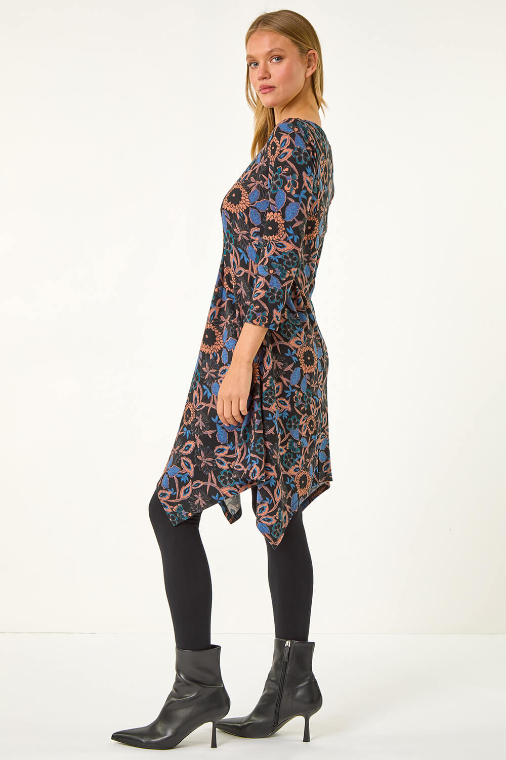 Navy Floral Print Hanky Hem Stretch Dress, Image 4 of 5