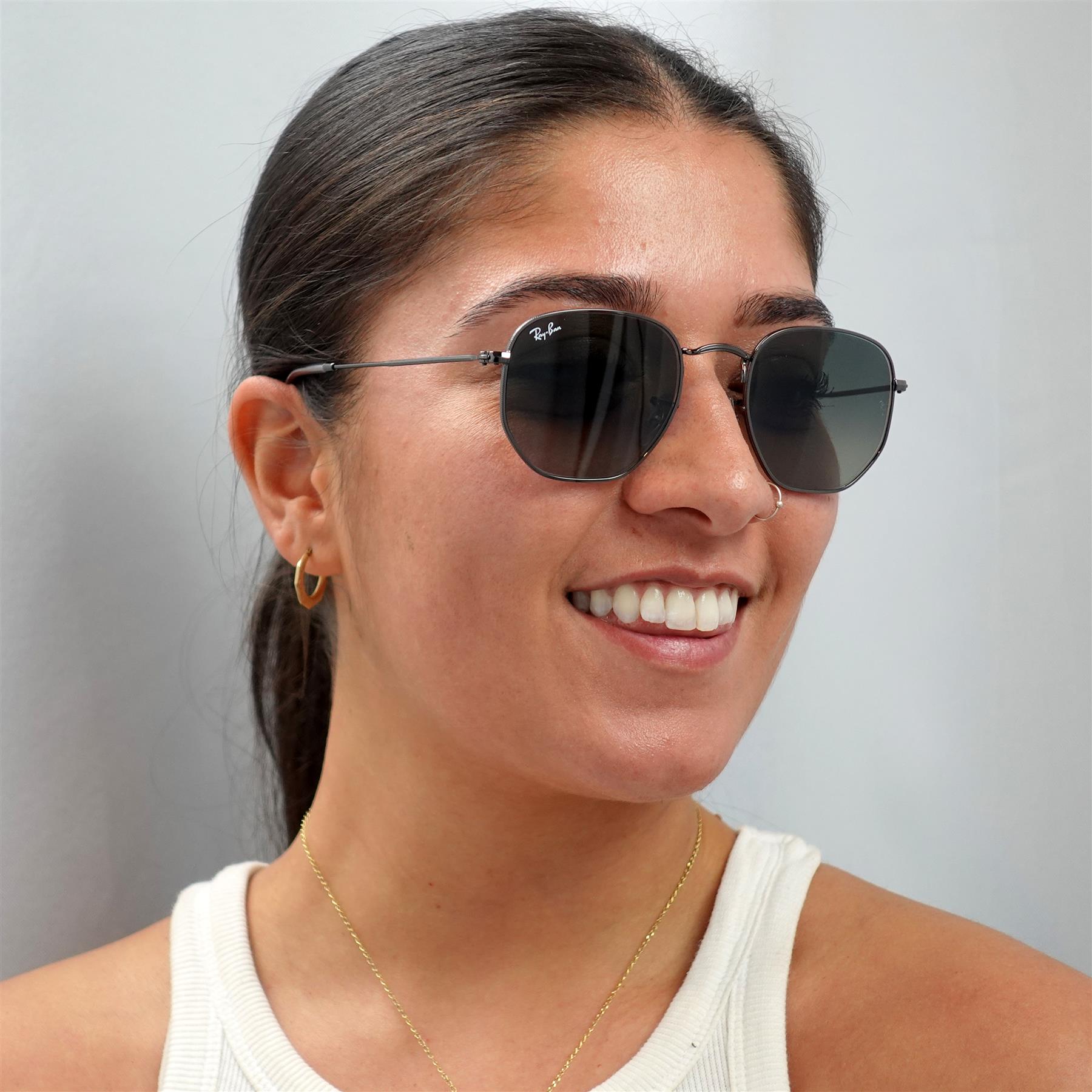 Grey Ray-Ban Grey Square Gunmetal Dark Grey Gradient Sunglasses, Image 5 of 6