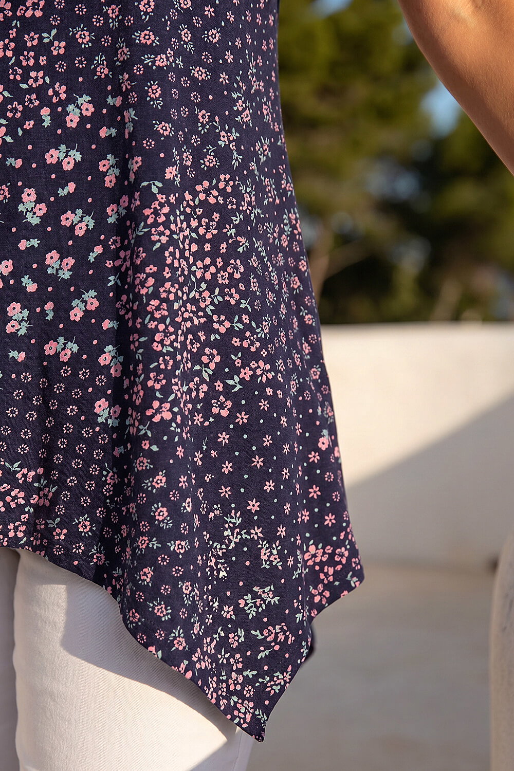Plum Floral Print Hanky Hem Tunic Top, Image 5 of 4