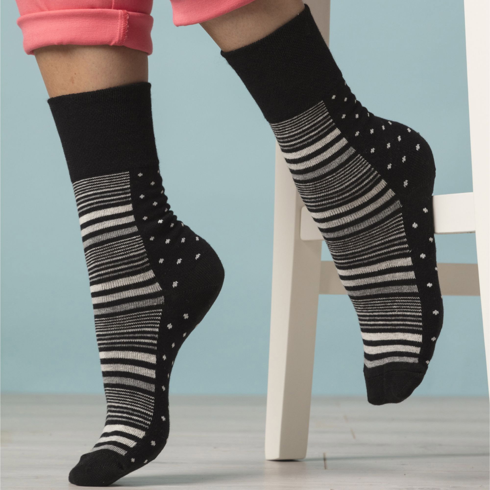 Blue 6 Pairs Non Elastic Socks, Image 4 of 5