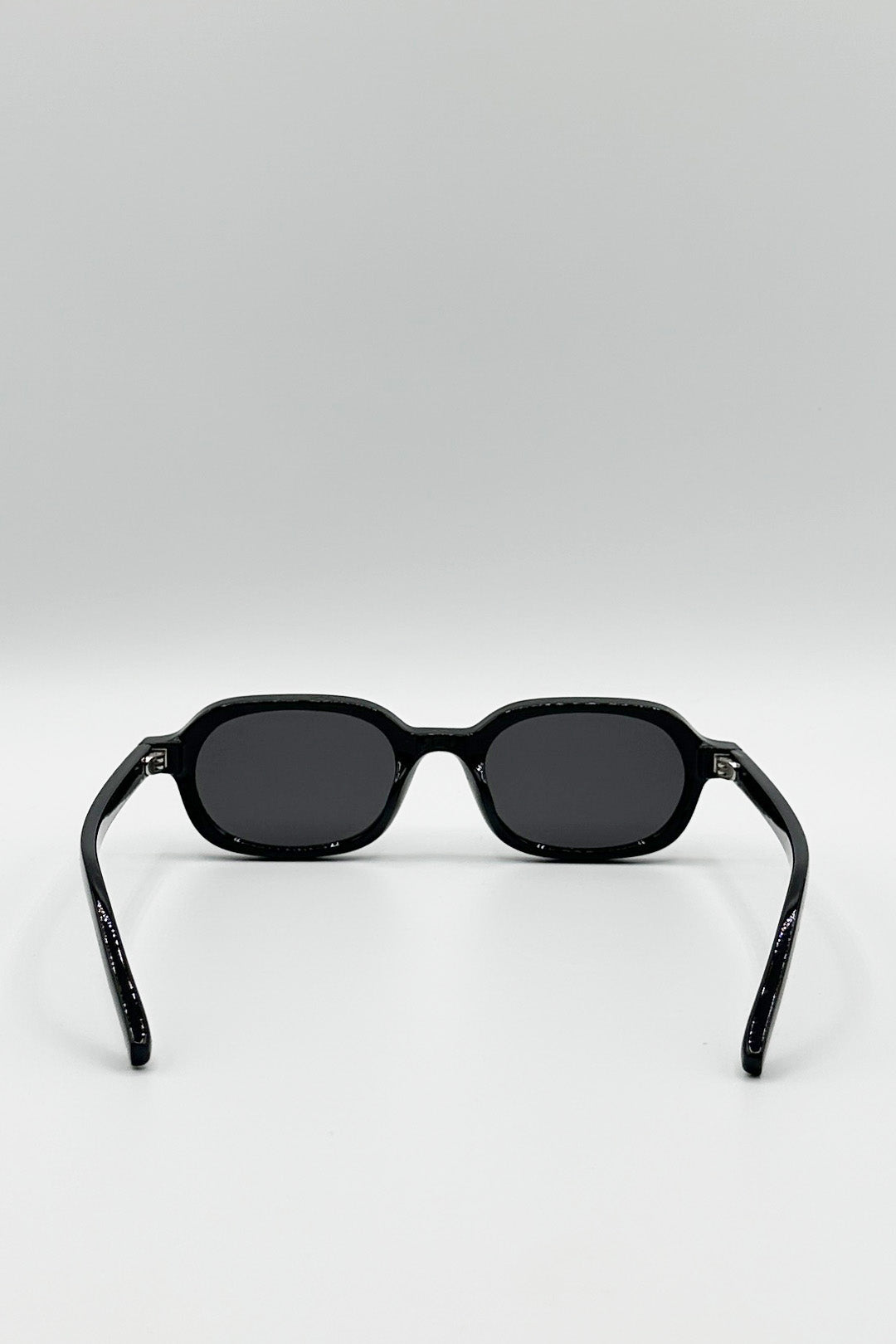 Black Retro Rounded Square Sunglasses In Black, Image 5 of 5