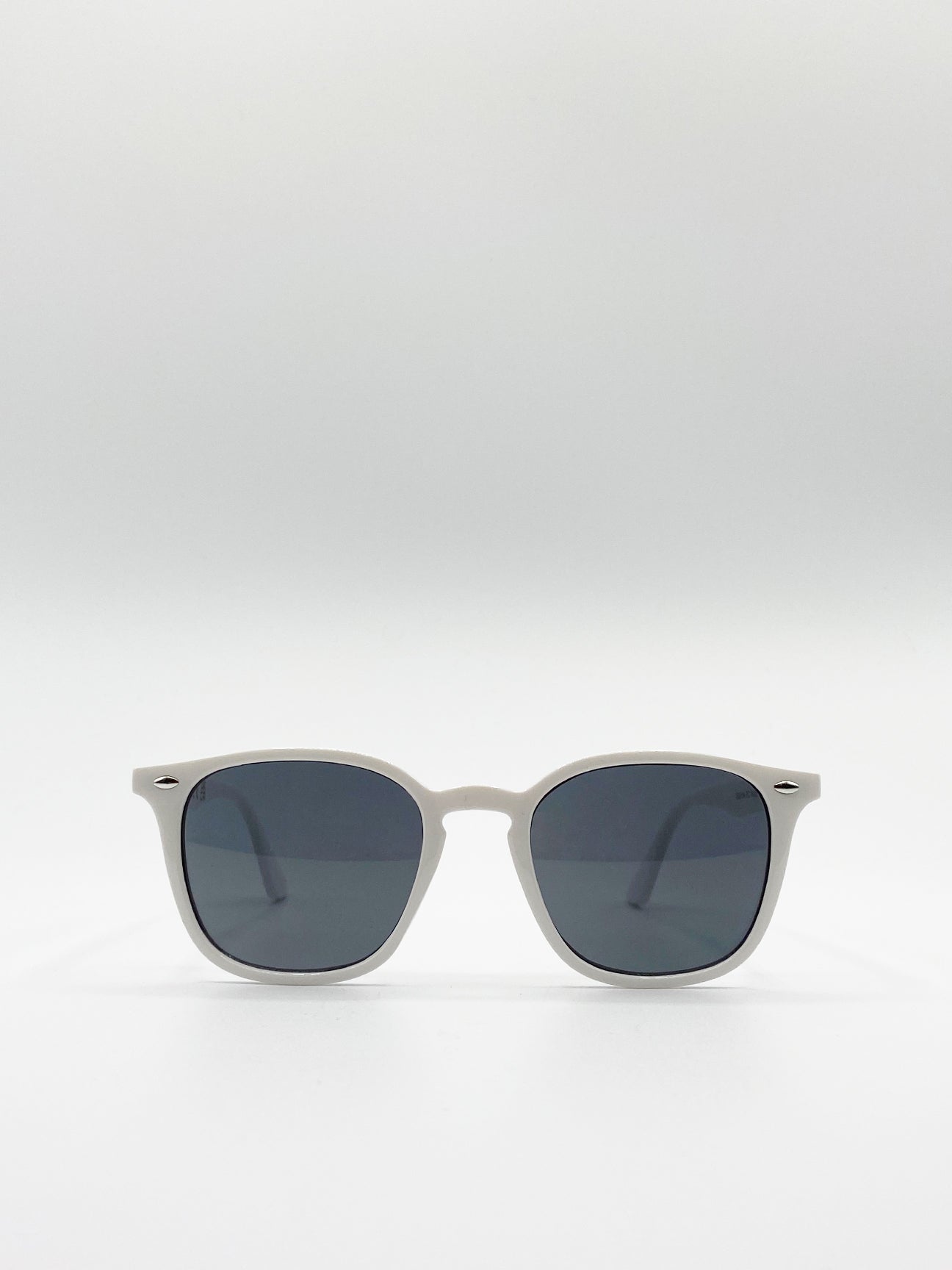 White Classic Preppy Square Sunglasses With Key Hole Nosebridge, Image 1 of 4
