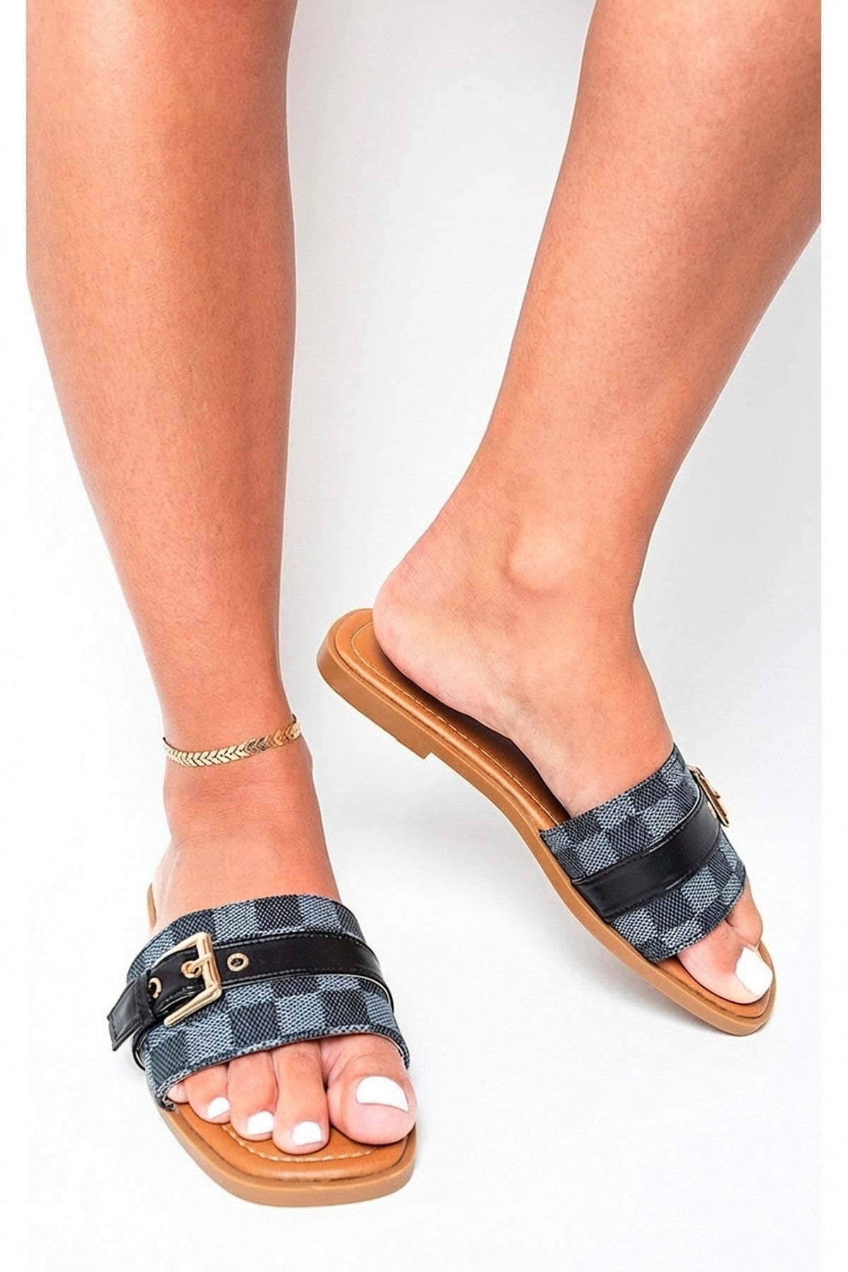 Black 3694 Black Ariah Open Toe Flat Sandals, Image 4 of 8